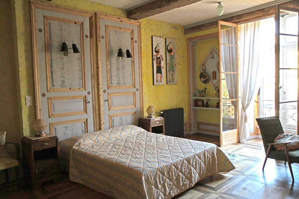 לינה וארוחת בוקר Cuiseaux Place Des Nobles חדר תמונה