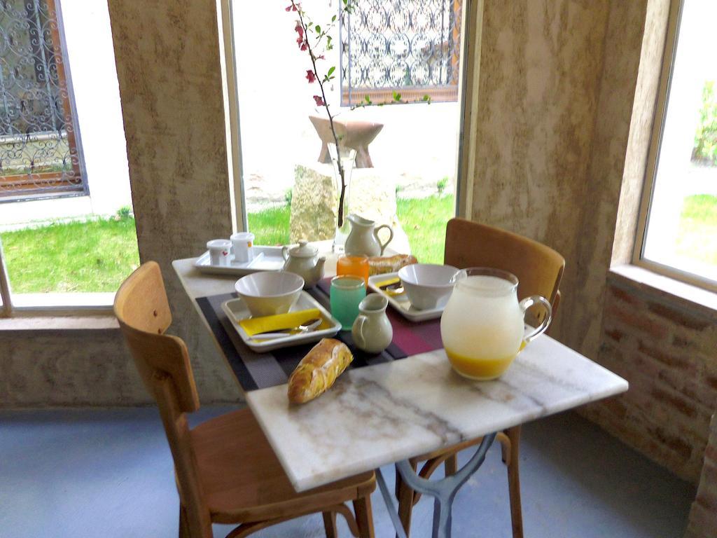 לינה וארוחת בוקר Cuiseaux Place Des Nobles מראה חיצוני תמונה